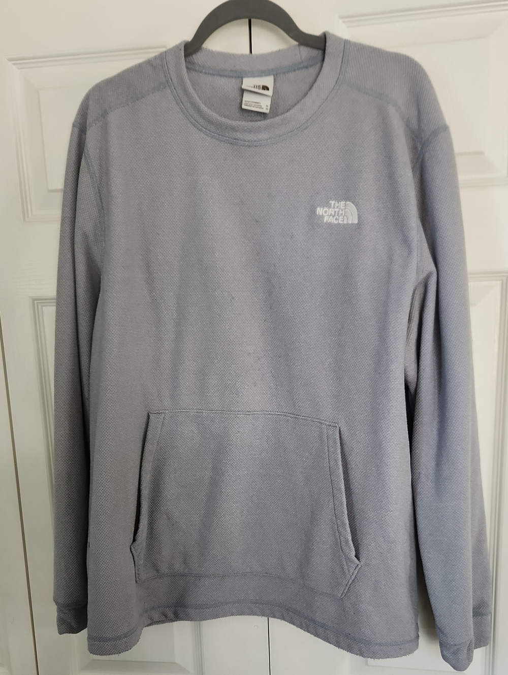 The North Face Men’s Light Gray Crewneck Pullover Sweatshirt